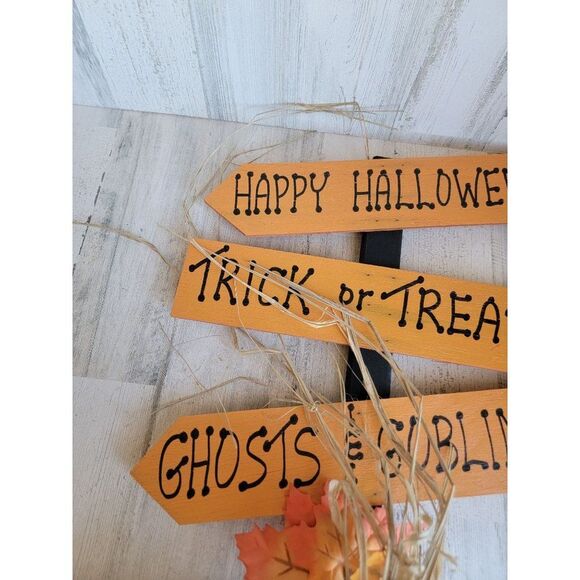 Happy Halloween ghosts goblins trick or treat wooden crossing sign prop decor - Picture 8 of 13